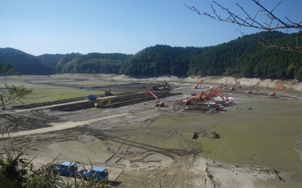 ダムの堆砂除去の重要性