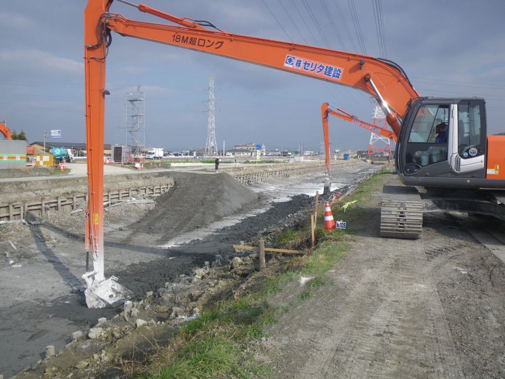 セメントによる河床の表層地盤改良